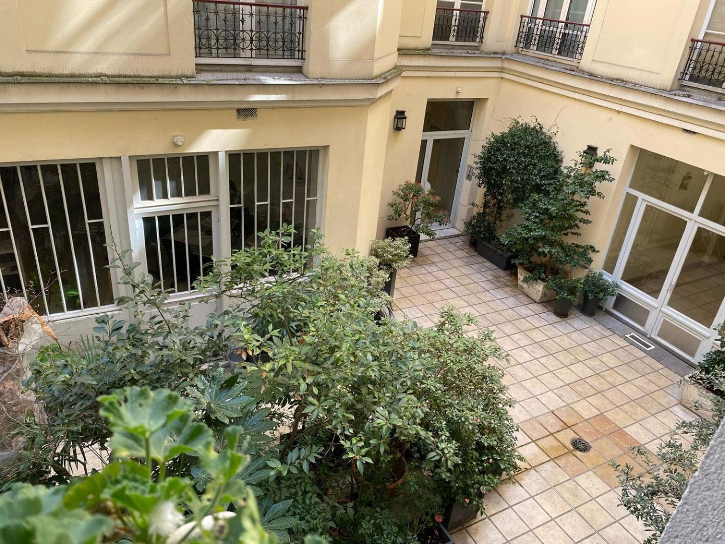 Bright In The Heart Of Le Marais Parigi