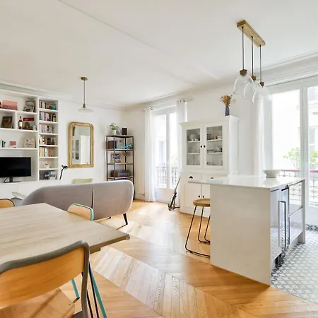 Bright In The Heart Of Le Marais Parigi